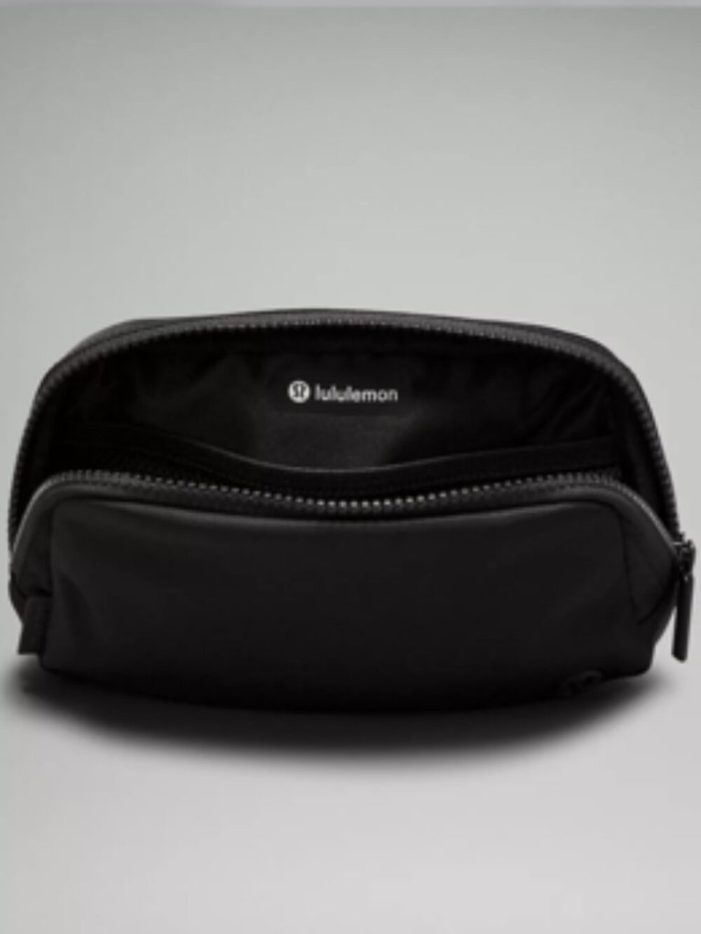 NWT Trending LuLulemon Everywhere Belt Bag Black - Picture 5 of 11